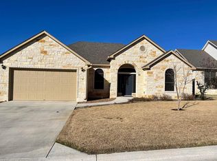741 Darlington Dr, Fredericksburg, TX 78624