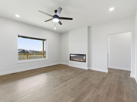 4th image of 2624 W Webb Road