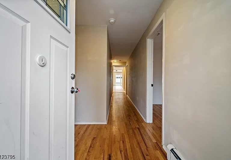 480 Parkway Dr #1 — Photo 3