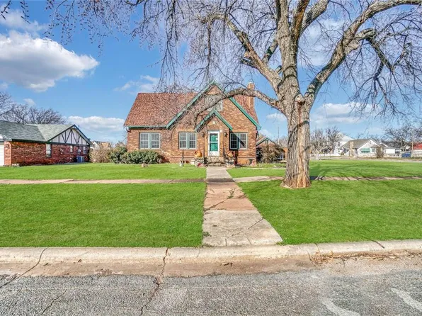 115 N Randlett St, Hobart, OK 73651