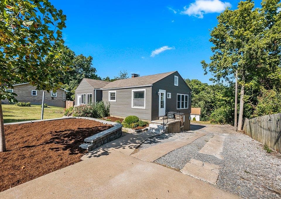 2762 Gordonville Rd, Cape Girardeau, MO 63703 Zillow