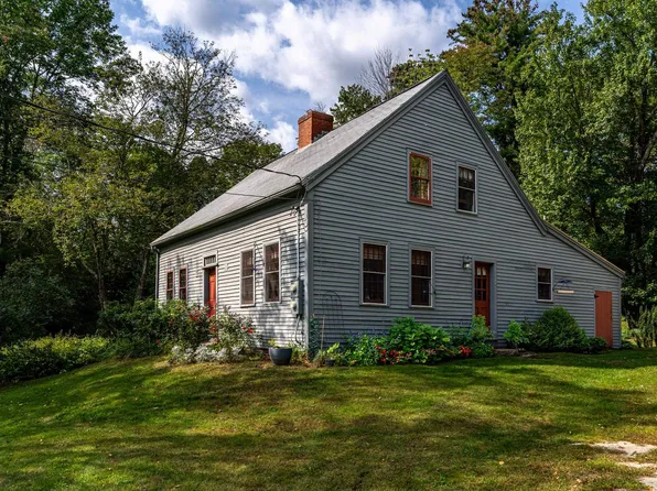 2 Otis Road, Somersworth, NH 03878
