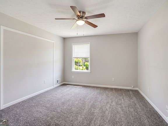 5th image of 257 Omega Dr