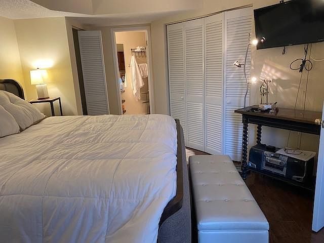 1st image of 900 19th Ave S APT 709