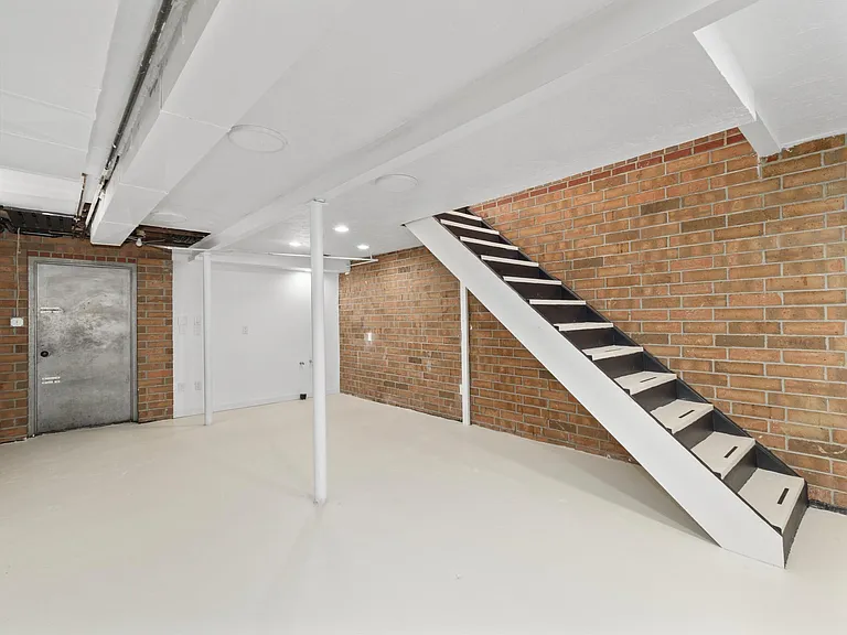3401 Butler St #1 — Photo 12
