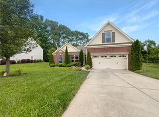 2677 Lamplight Cir, High Point, NC 27265