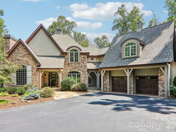 361 Mills River Way, Horse Shoe, NC 28742