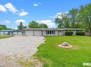 23285 Railsplitter Ln, Athens, IL 62613