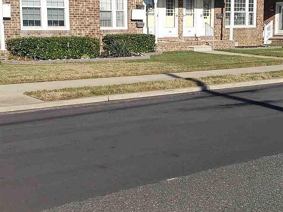 2nd image of 3506 Simpson Ave #3506
