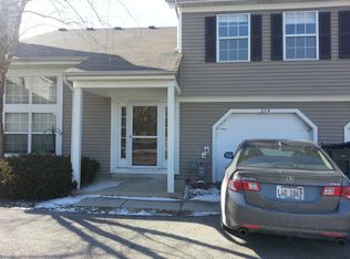274 Butternut Ln, Streamwood, IL 60107