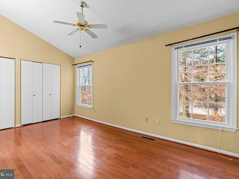 8871 Manahan Dr — Photo 11