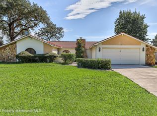 1418 McNeal Rd, Spring Hill, FL 34608