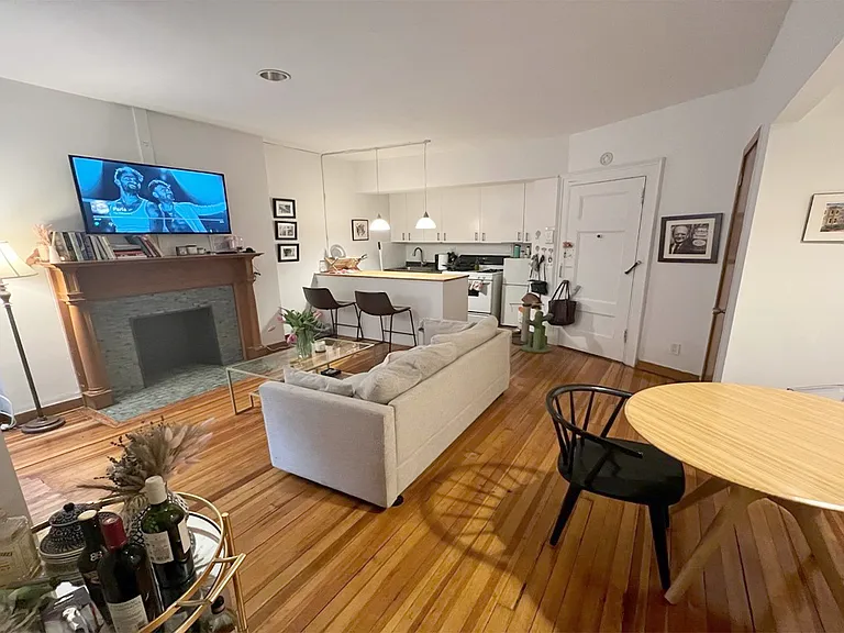305 W 90th St #1A4FL — Photo 2