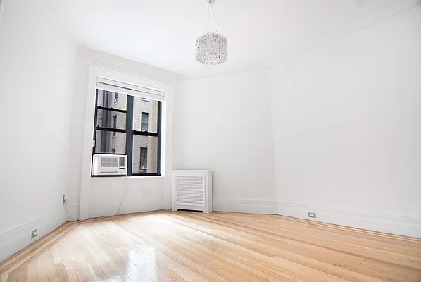 Rented by WAM Partners - William Moses Co. | media 42