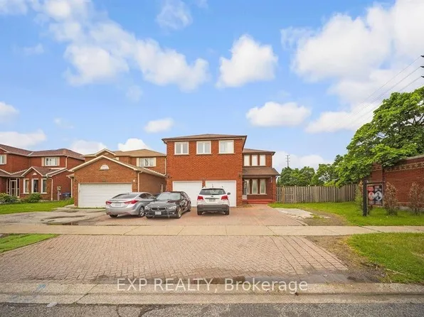 692 Huntington Ridge Dr, Mississauga, ON L5R 1Z5