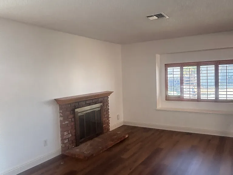 6143 Chadwick Ave — Photo 3