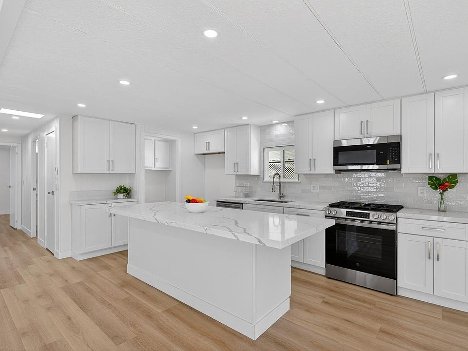 1st image of 8008 Eucalyptus Ln