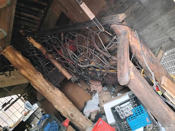 2nd image of 611 E Daniels Road