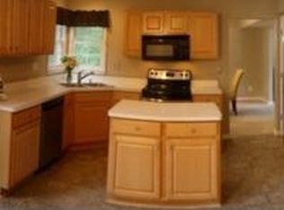 5323 Kimberwick Dr, Glen Allen, VA 23060