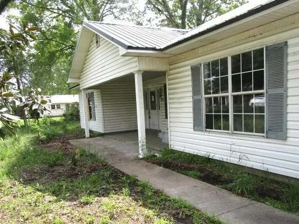 441 N Preston St, Marksville, LA 71351