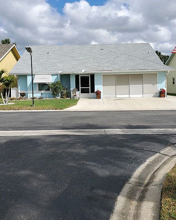 1st image of 421 Harbourview Dr