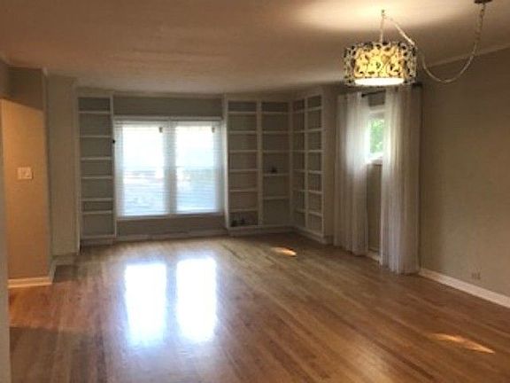 2nd image of 636 Exmoor Ave