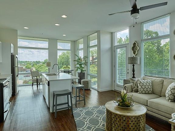 5th image of 414 E Capitol Ave #Eada2192a