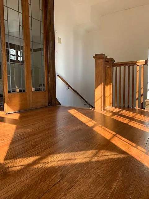 3 bed, 2000 sqft, $2,950 — Photo 2