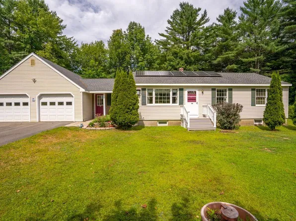 24 Joan Trail, Sidney, ME 04330