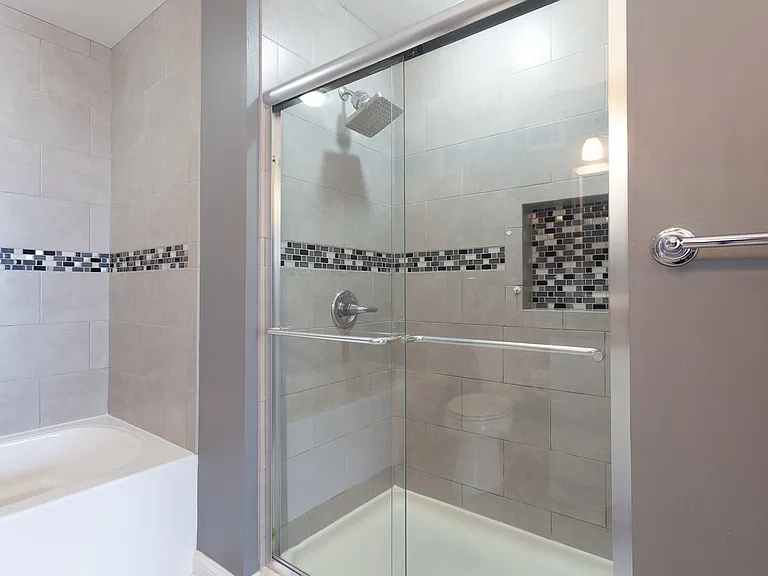 330 N Jefferson St #801 — Photo 14