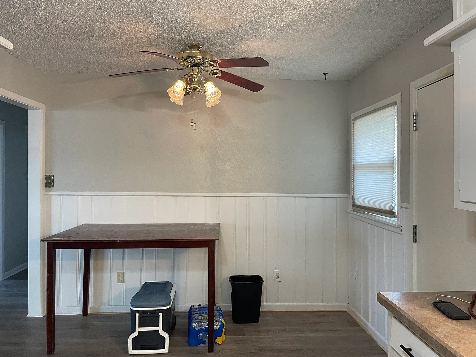3 bed, 1350 sqft, $130 — Photo 4