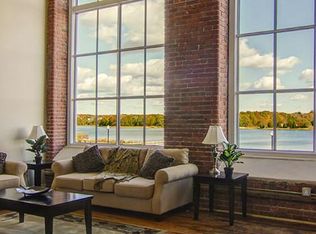 200 Riverside Ave UNIT 320, New Bedford, MA 02746