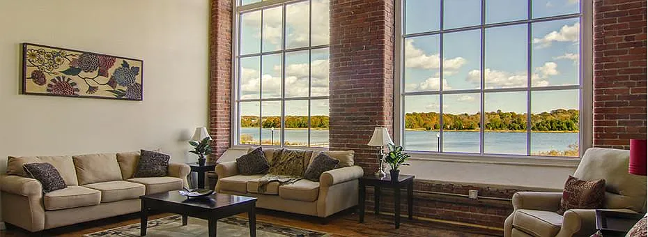 Building Photo - Riverbank Lofts