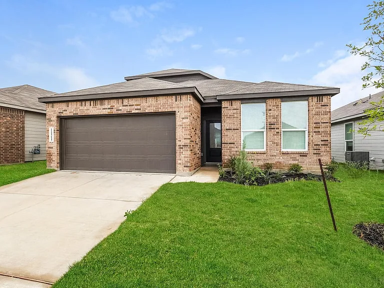 11515 Cedar Close — Photo 4