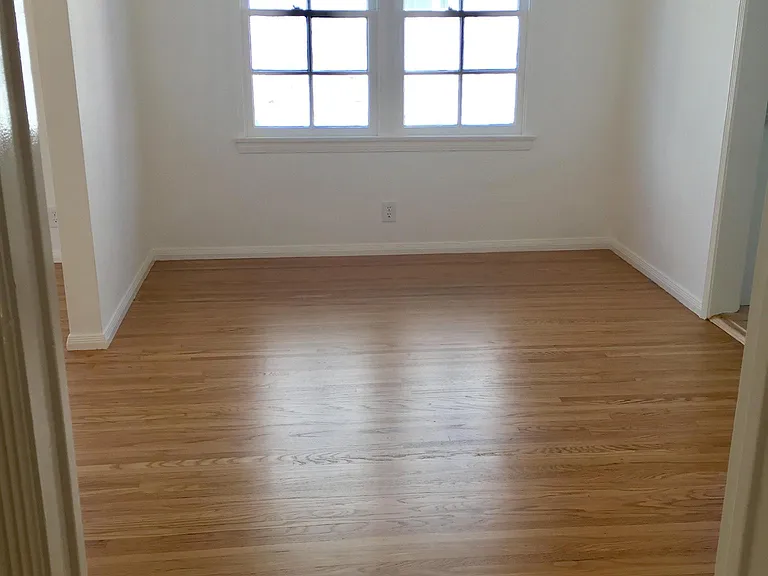 2340 Ashland Ave — Photo 7