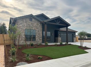 949 Hidden Rdg, Tulare, CA 93274