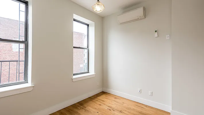 Rented by Nooklyn NYC LLC | media 18