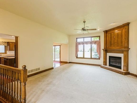 3rd image of 2406 NW Park Meadows Dr