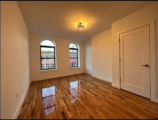 Rented by Abba Realty Associates INC | media 36