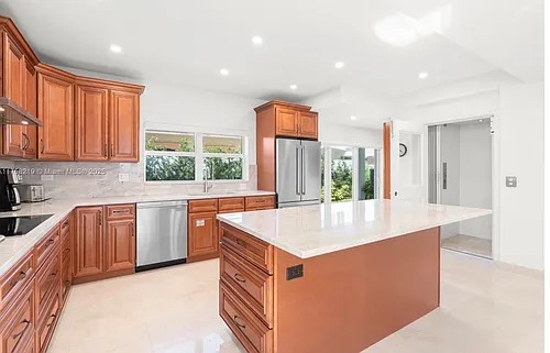 1807 N Fort Lauderdale Beach Blvd Photo 1