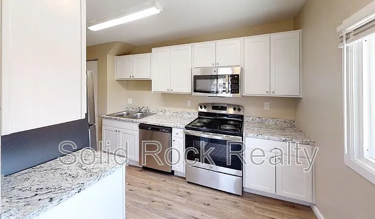 2413 E Saint Vrain St #101 — Photo 1