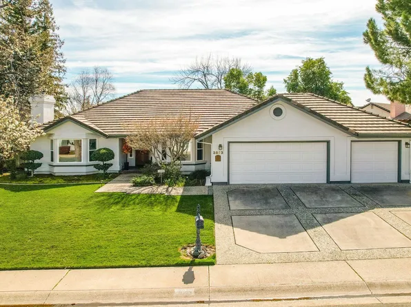 3853 Siskiyou St, Redding, CA 96001