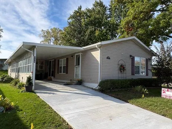 226 Toucan St, Rochester, MI 48309