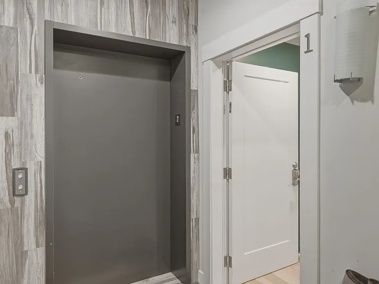 186 Paris St #1 — Photo 10