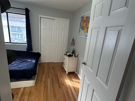 4th image of 330 Shore Dr APT F-19