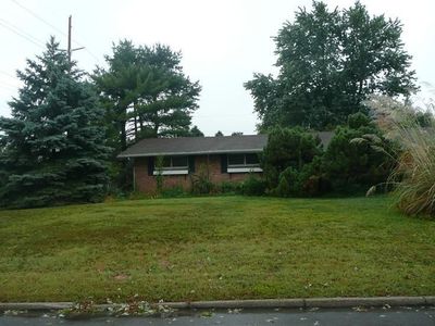 1236 Berna Ln, Dayton, OH, 45429