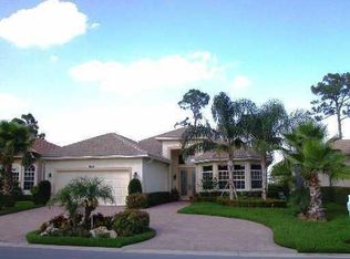 8832 One Putt Pl, Port Saint Lucie, FL 34986