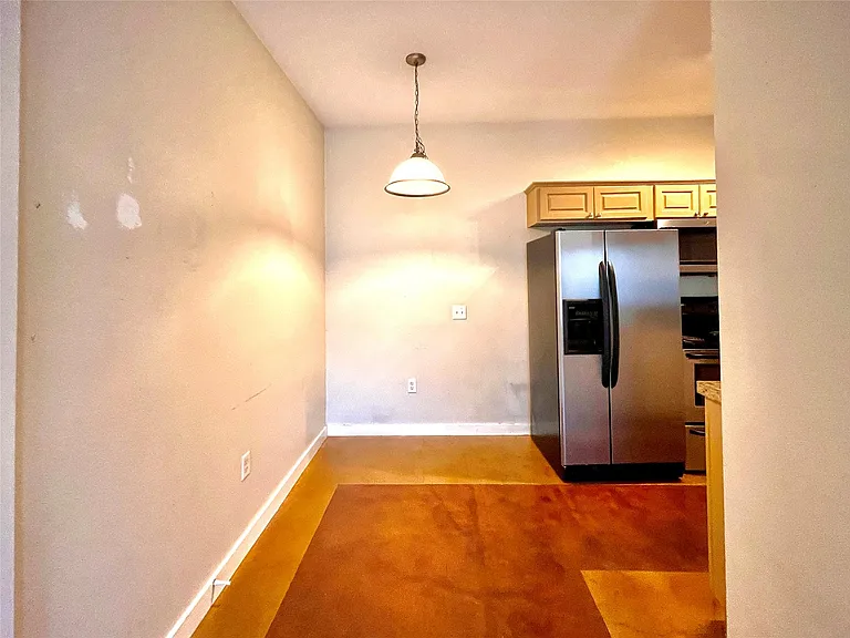 2106 Cullen Ave #112 — Photo 5