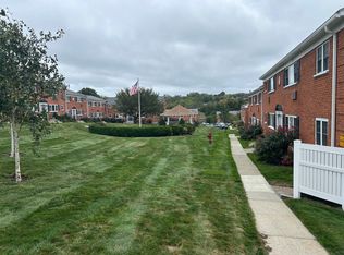 1879 Crompond Rd #2, Peekskill, NY 10566