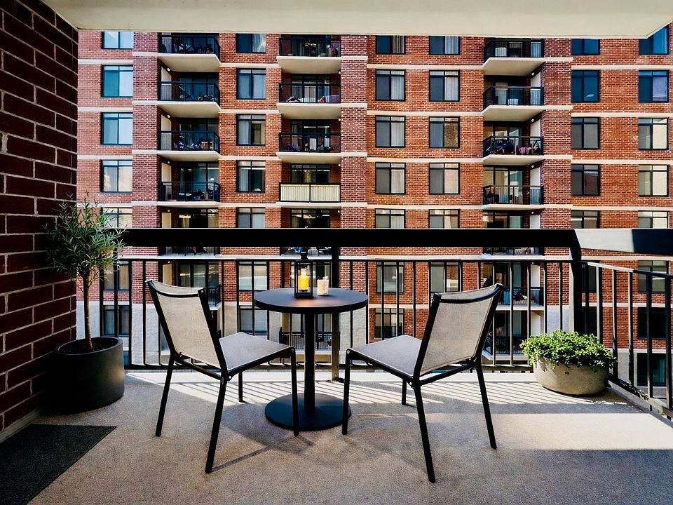 1st image of 700 1st St APT 5B